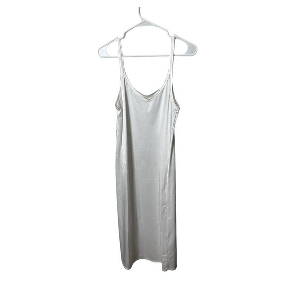 Vanity fair white slip SIZE 32” 38/44 nylon spandex blend - Picture 1 of 6